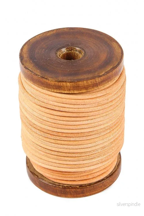 Läderband natur 2mm, 20m - Bild 3