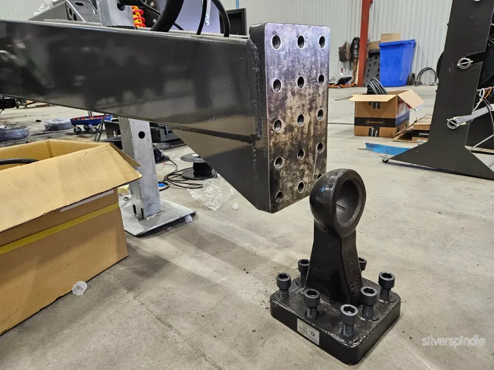 Axlar:hög dragp 1350 MF50-60.3 drag platt 5 hå(standard 1305)