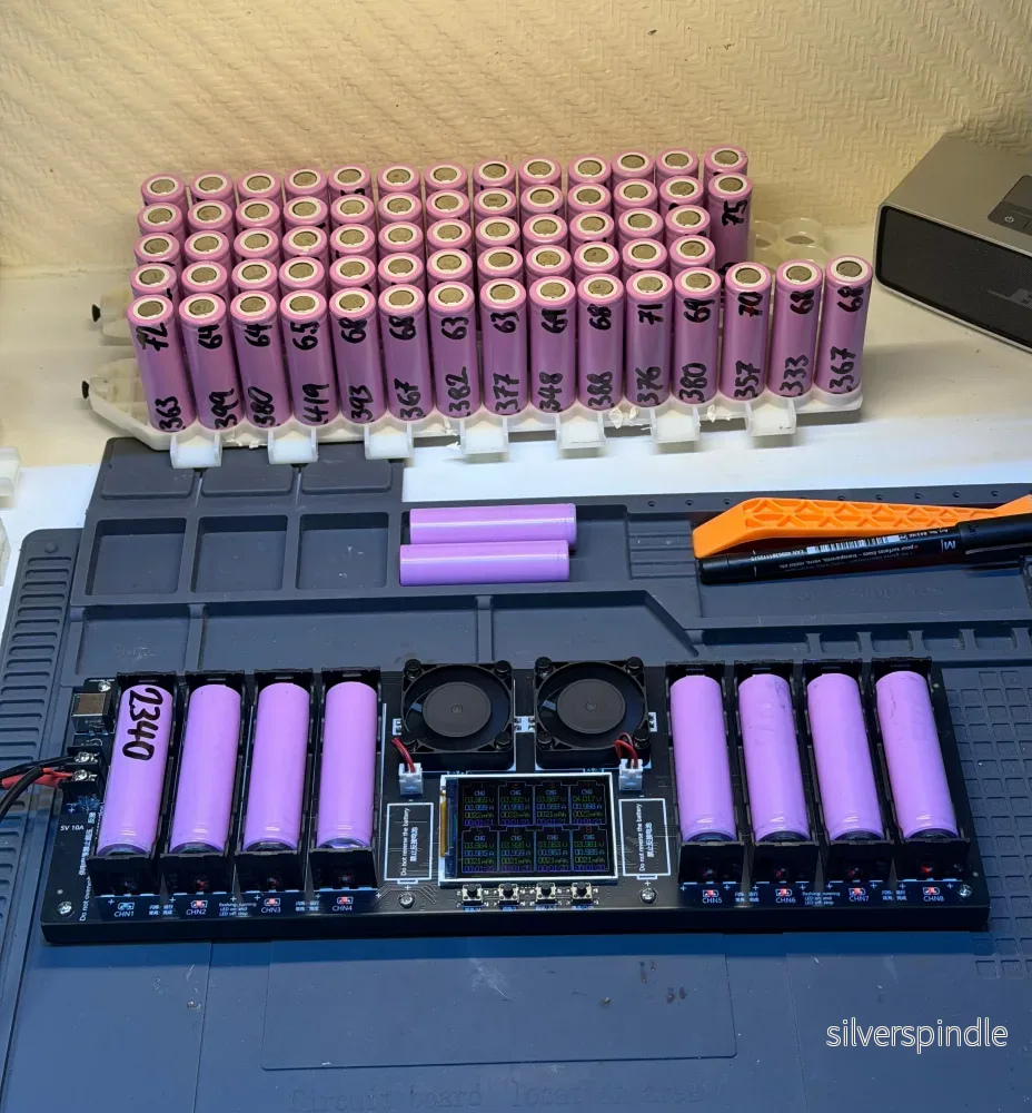 Samsung ICR18650-26F begagnade testade till ~2400mah +90% batterihälsa