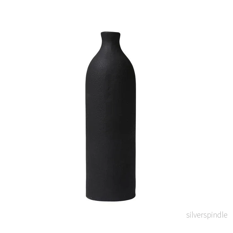 Bloom vas svart aluminium 24cm