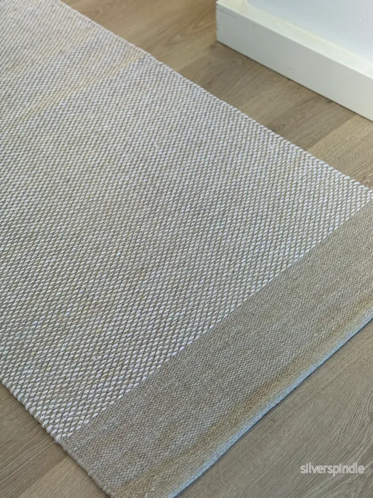 Hedda Mörkbeige Hedda Mörkbeige