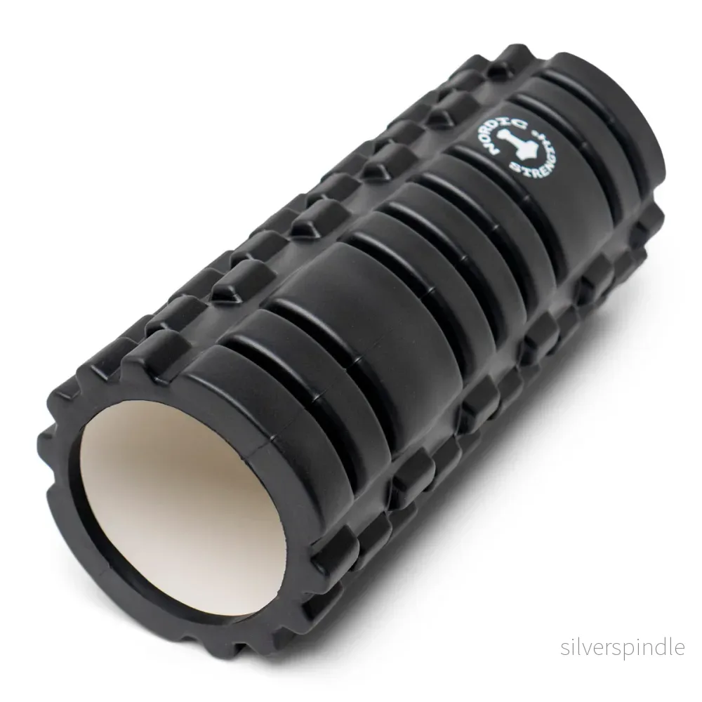 Liten Foam roller – Svart Nordic Strength – 33 cm Liten Foam roller – Svart Nordic Strength – 33 cm