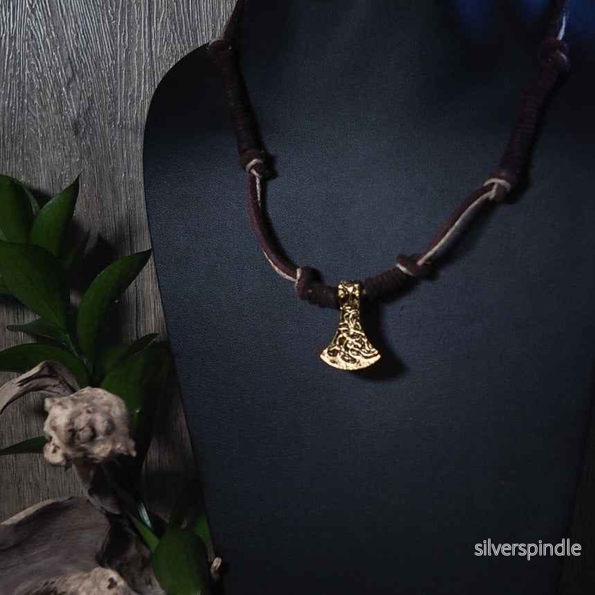 Halsband Mammen Brons