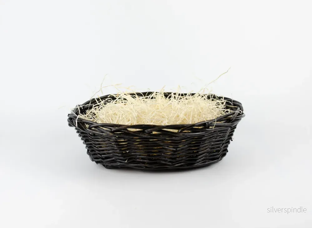 Tom presentkorg – Oval 33 cm mörk ink träull Tom presentkorg – Oval 33 cm mörk ink träull