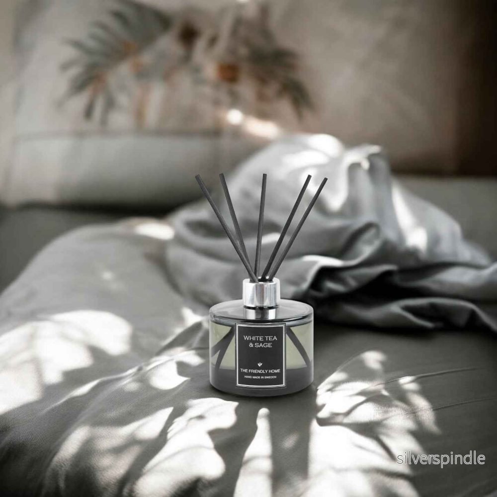 White Tea & Sage, Scented Reed Diffuser, 200 ml White Tea & Sage, Scented Reed Diffuser, 200 ml
