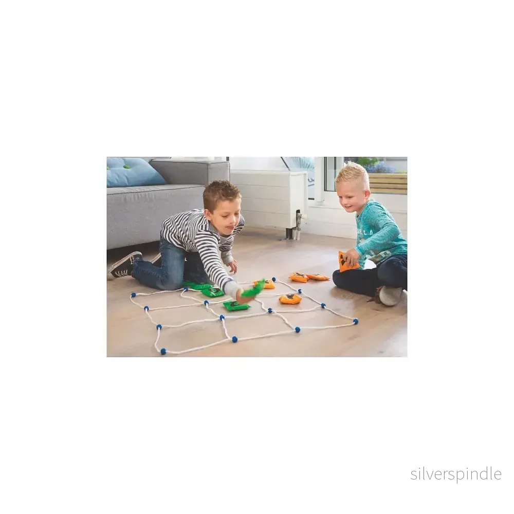 Tre i Rad – 70 × 70 cm med 10 Ärtpåsar - Bild 2
