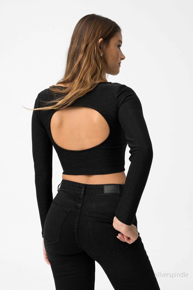 Dalot Long Sleeve Crop Top Dalot Long Sleeve Crop Top