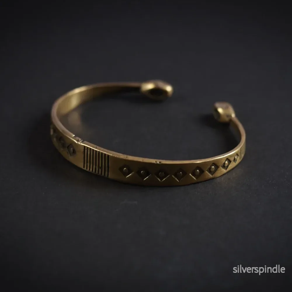 Dekorerat platt armband - Bild 2