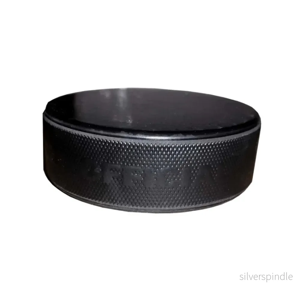 Ishockeypuck, i officiell storlek Ishockeypuck, i officiell storlek