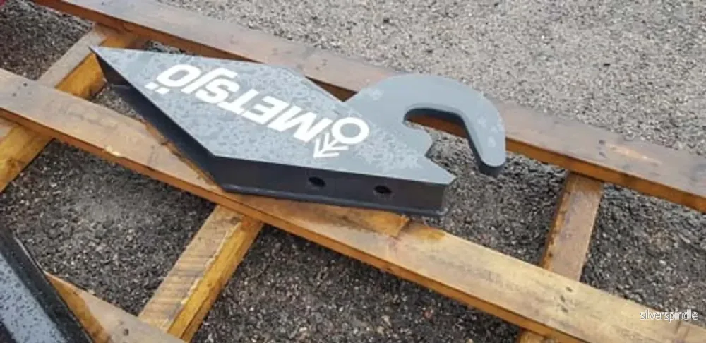 Målad Fast krok MF18-24