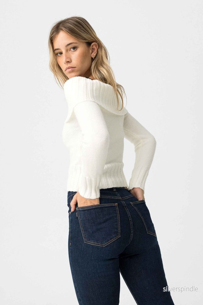 Cavern Off-Shoulder Ribbed Sweater - Bild 3