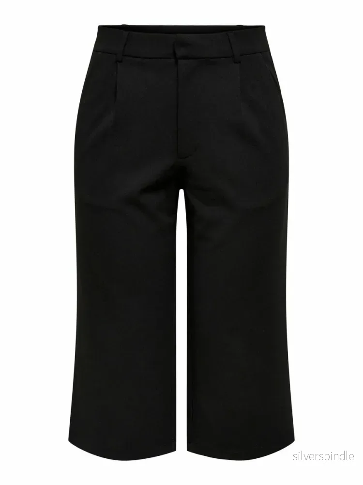 TANJA BERMUDA SHORTS