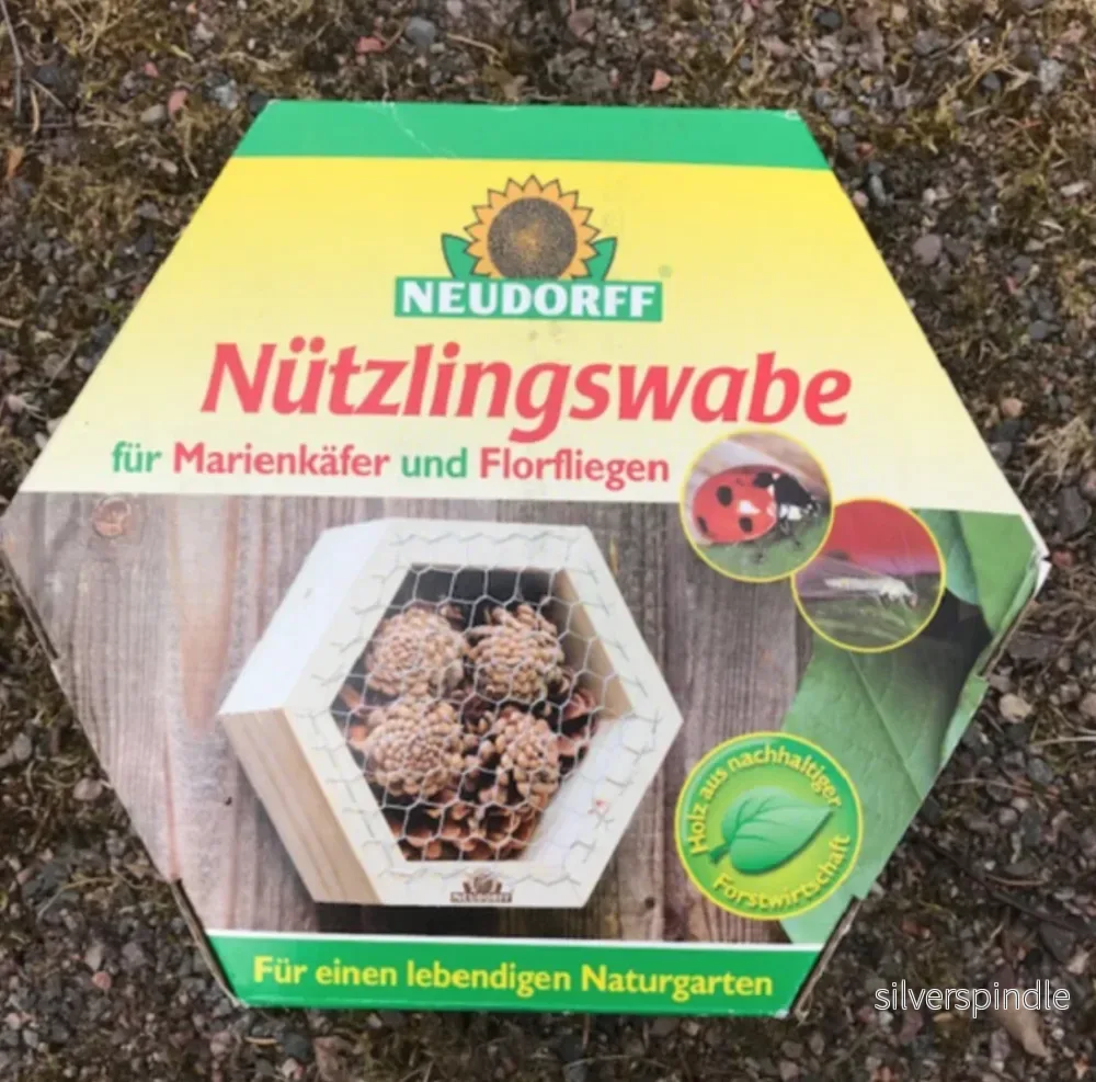 Neudorff Hyönteishotelli Leppäkertuille