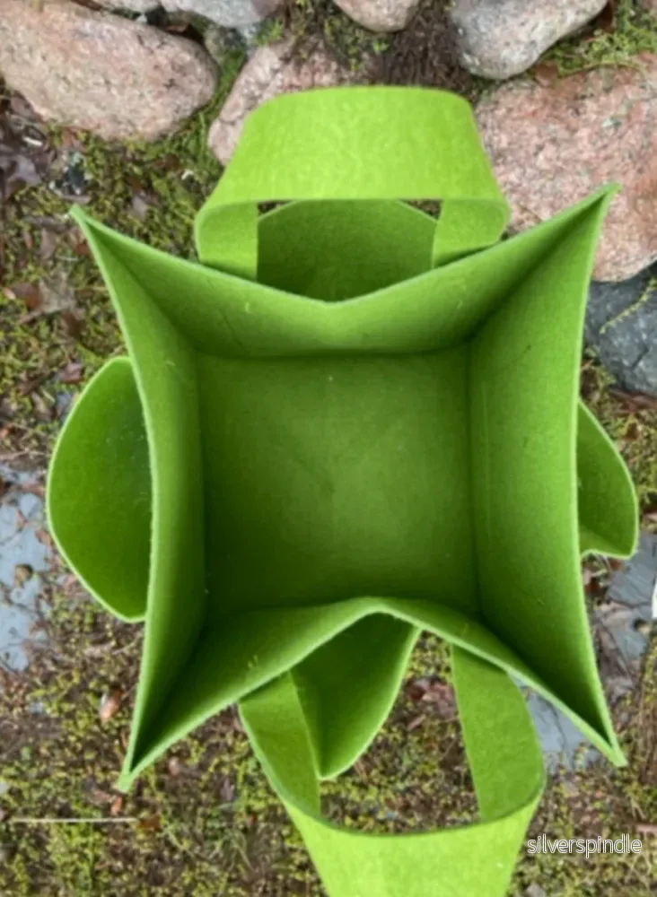 Kasvatuskassi + 4 taskua, vihreä huopa - Bild 2