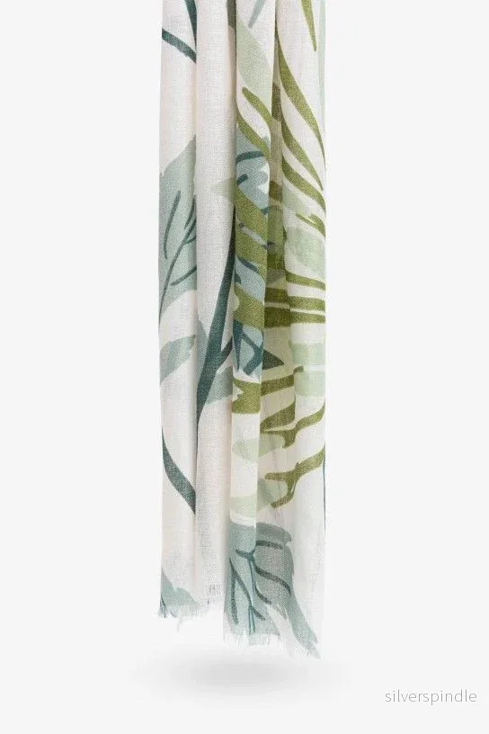 STEPHANIE SCARF