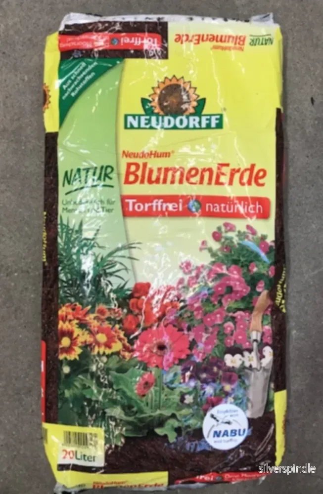 NeudoHum Kukkamulta EI TURVETTA!, 20 litra, NEUDORFF