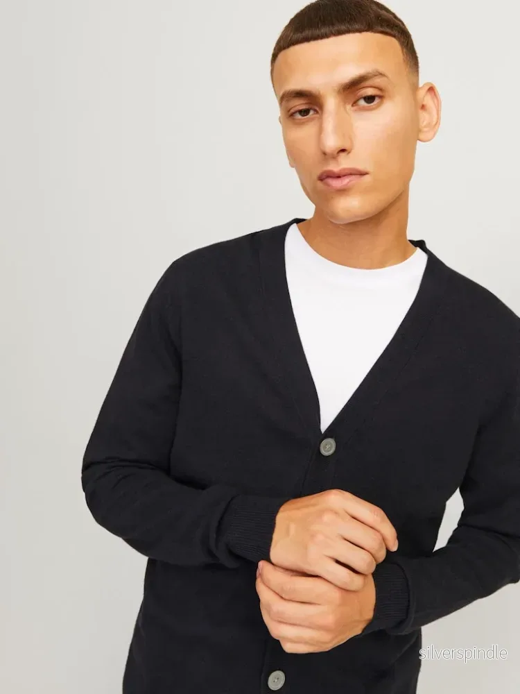EMIL KNITTED BUTTON CARDIGAN