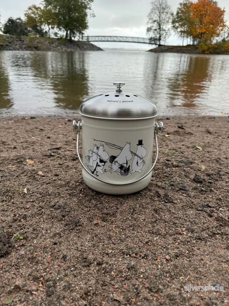 BioProffa X Moomin WASTE2LIFE "Beach Life" Biojäteastia 4 L, hiekka - Bild 3