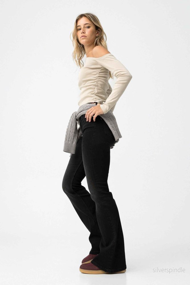 Bella Black Flare Jeans - Bild 3