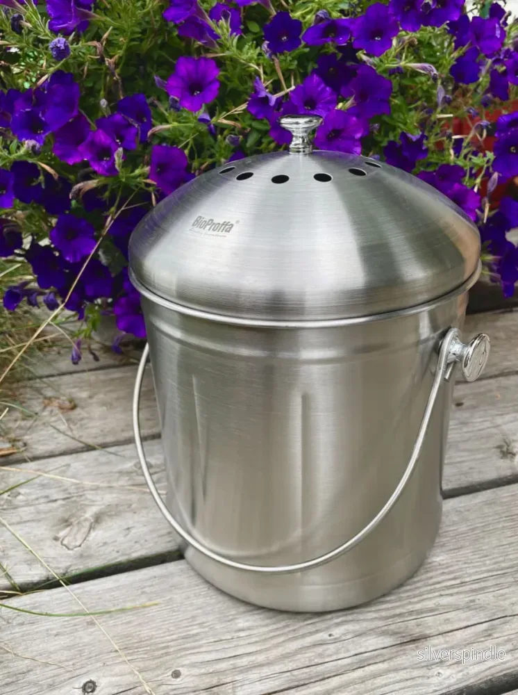 BioProffa Iso Biokeruuastia Rosteri, 7,5 L, ruostumaton teräs BioProffa Iso Biokeruuastia Rosteri, 7,5 L, ruostumaton teräs