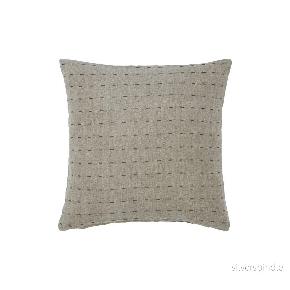 Harriet Kuddfodral lin med brodyr 50x50cm