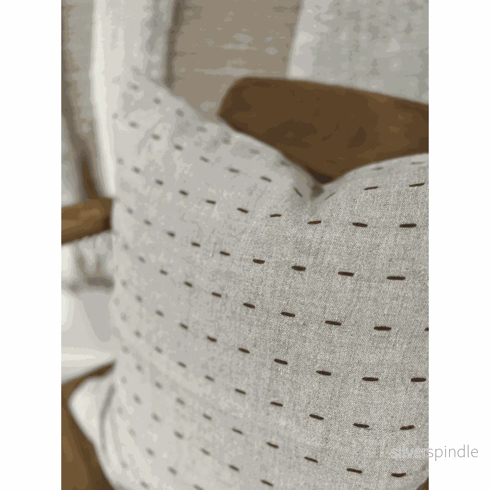 Harriet Kuddfodral lin med brodyr 50x50cm - Bild 2