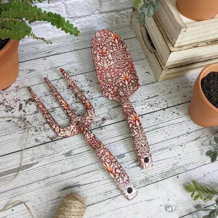 Polvipehmuste / Istuintyyny William Morris, Snakehead, iso ja pehmeä - Bild 3