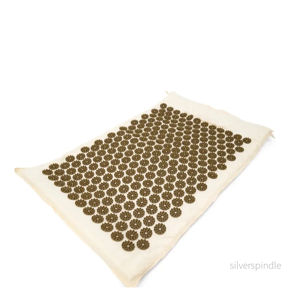 Akupressur matta + kudde – Beige (Spikmatta och kudde till akupressur) Akupressur matta + kudde – Beige (Spikmatta och kudde till akupressur)