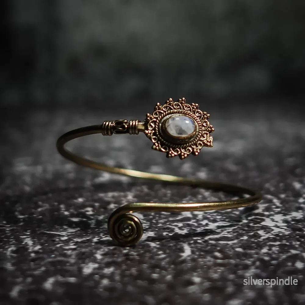 Armband Oval, med halvädelsten - Bild 2