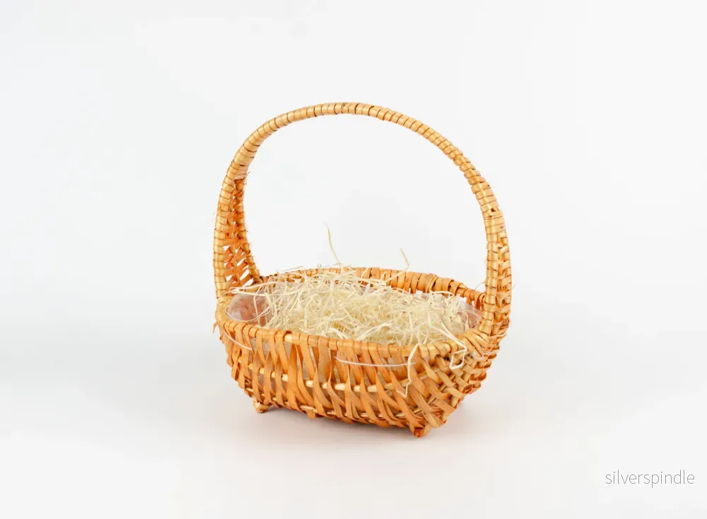 Tom presentkorg | Oval | 22 cm | Naturfärgad | Inklusive träull Tom presentkorg | Oval | 22 cm | Naturfärgad | Inklusive träull