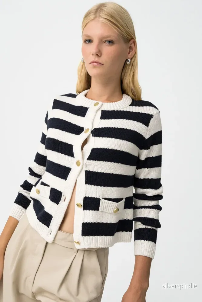 REQUIEM CARDIGAN REQUIEM CARDIGAN