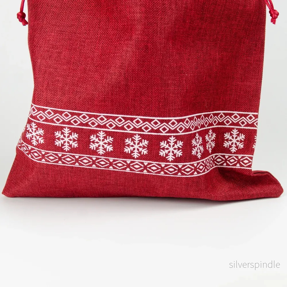 Julsäck - Röd med Snöflingebård | 25×40 cm | - Bild 2