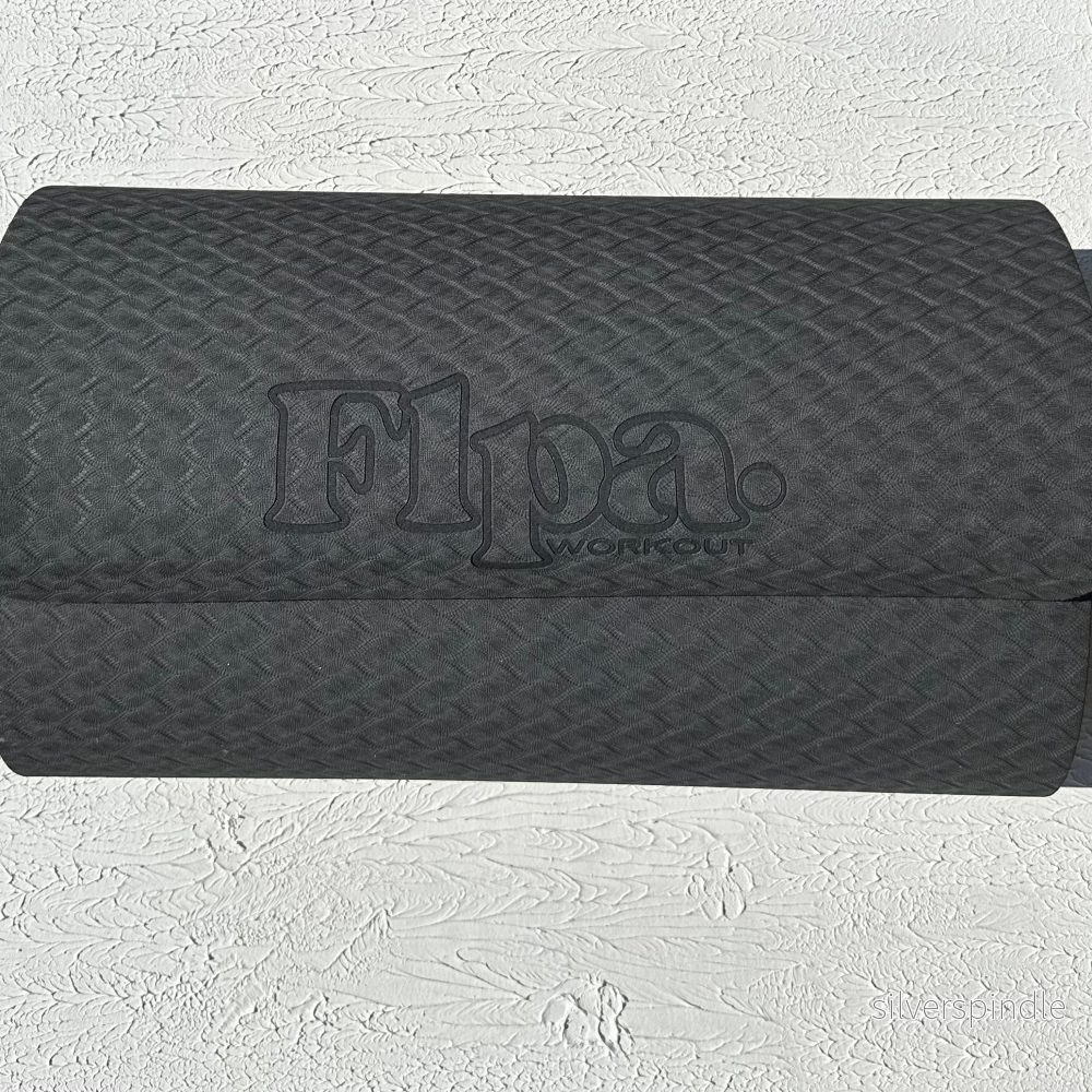 PERFOMANCE OUTDOOR YOGA MAT PERFOMANCE OUTDOOR YOGA MAT